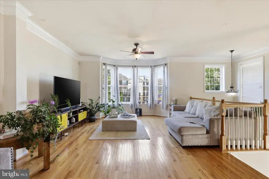 20925 Houseman Ter, ASHBURN