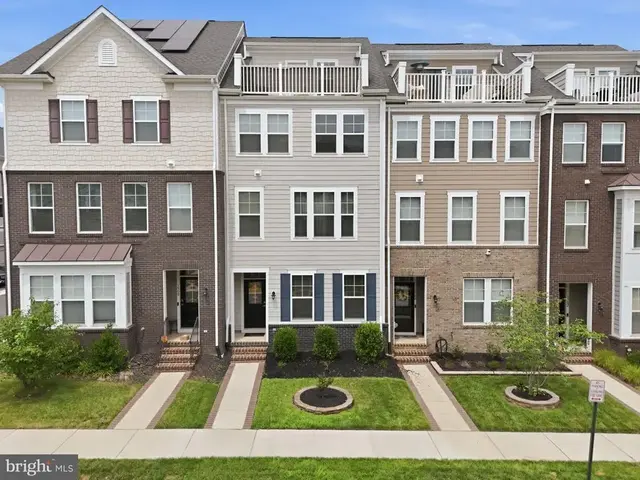 1506 Sandpiper Bay Loop, Dumfries