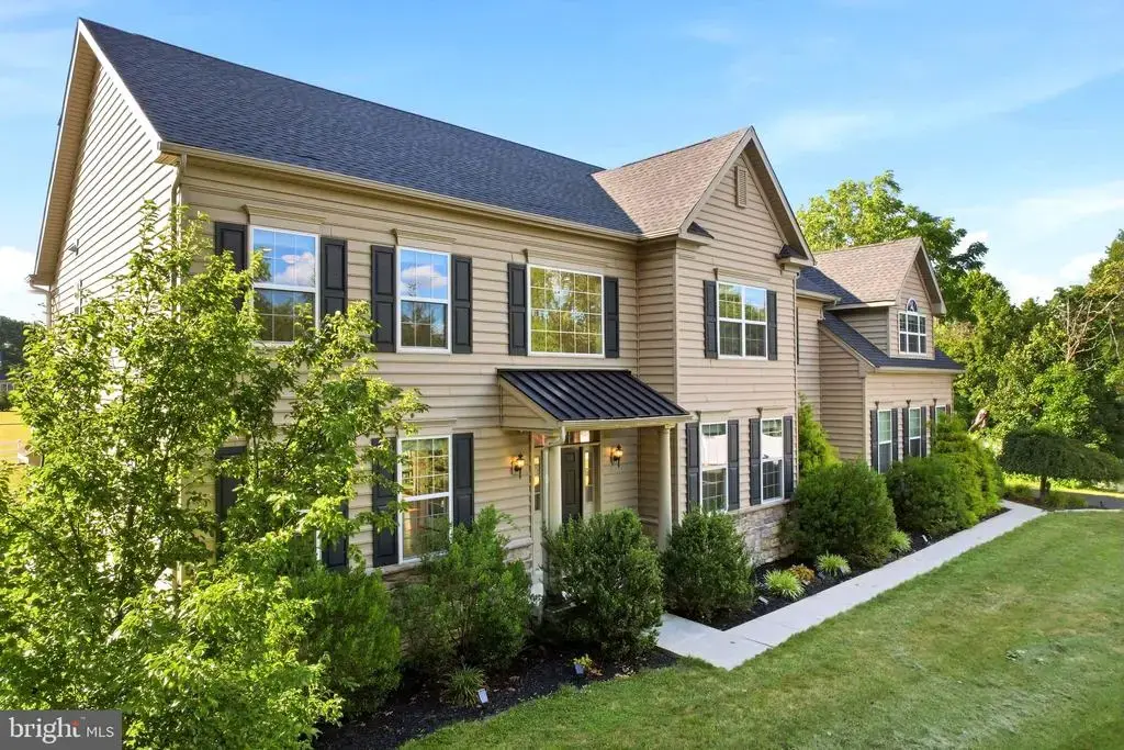 914 Hilltown Pike, LINE LEXINGTON