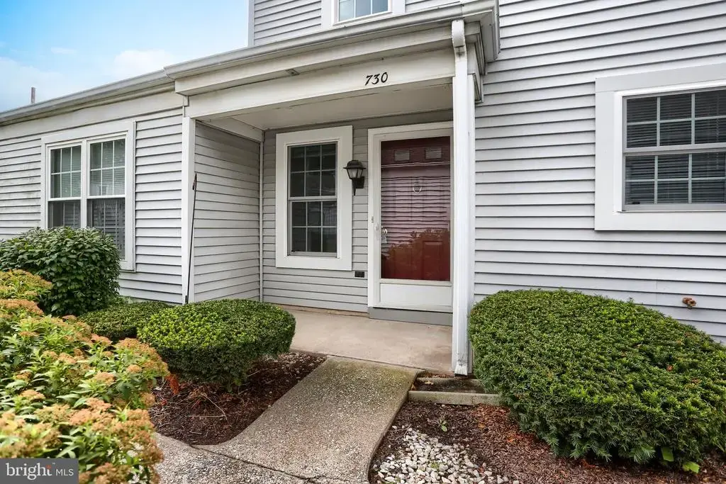 730 Cambridge Ct, PALMYRA