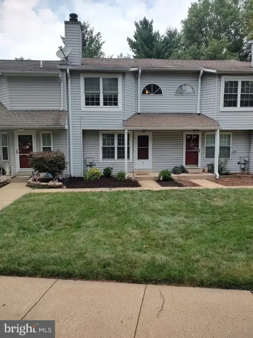 7 Parkview Cir #7, SOUTHAMPTON