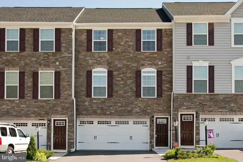 152 Trout Lily Dr, LAKE FREDERICK