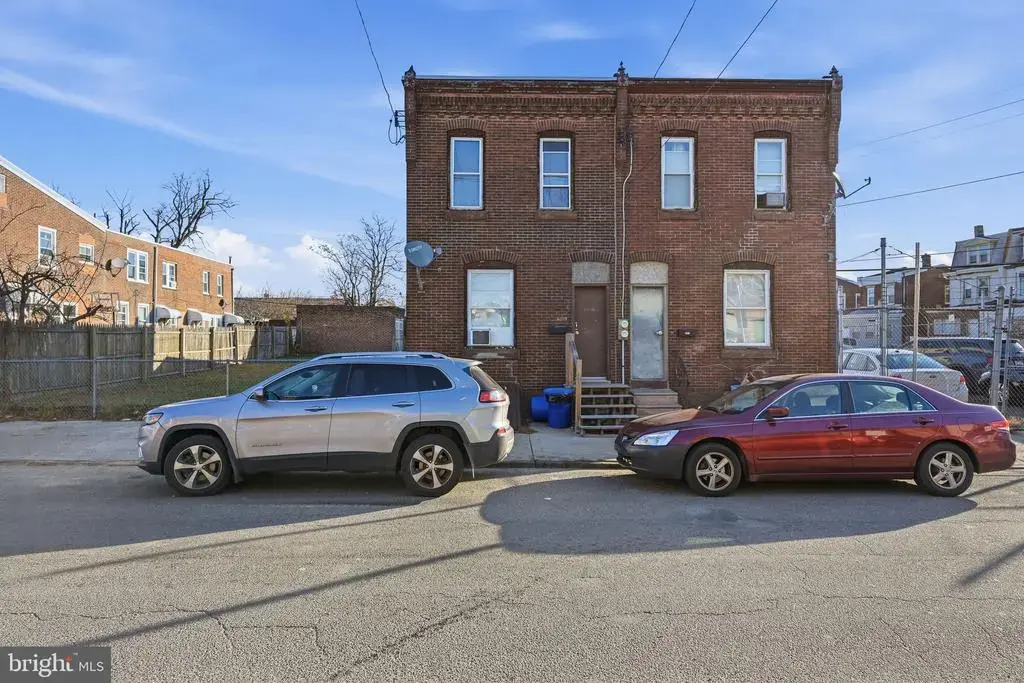 2047, 2049, 2051 Margaret St, PHILADELPHIA