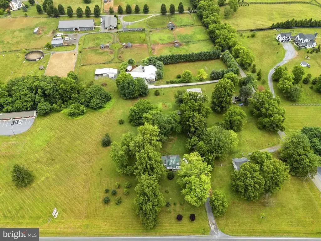4766 John Mosby Hwy, BOYCE