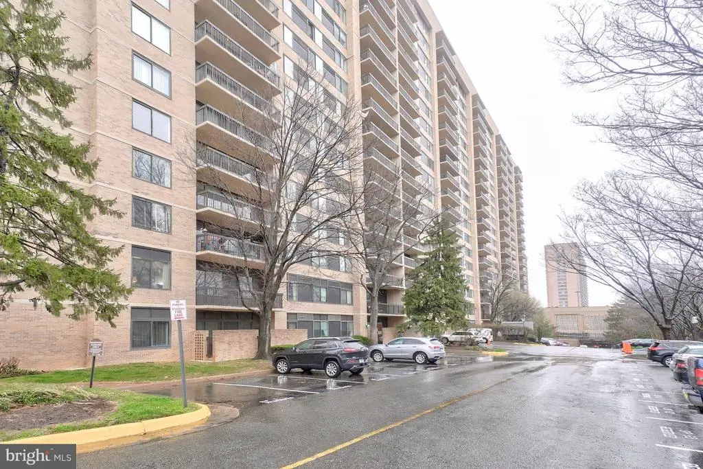 3713 S George Mason Dr #414 W, FALLS CHURCH