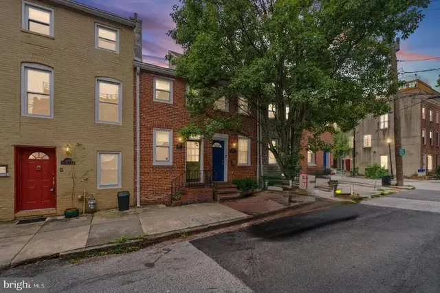 405 E Cross, Baltimore