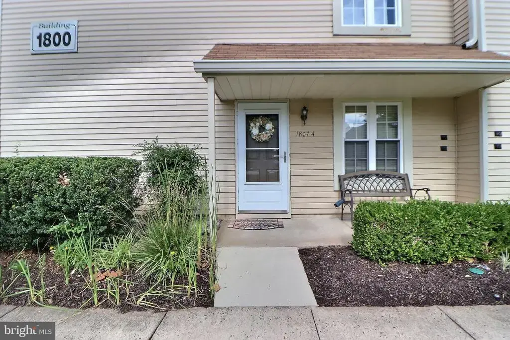 1807-a Sedgefield Dr, MOUNT LAUREL