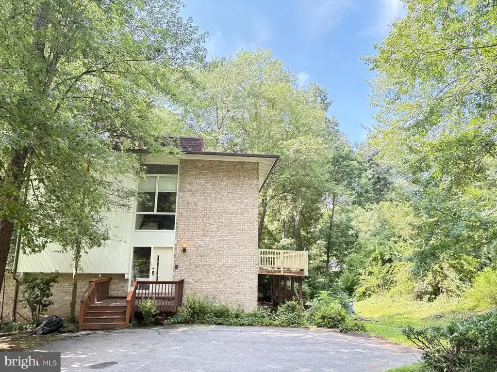 10612 Crossing Creek Rd, POTOMAC