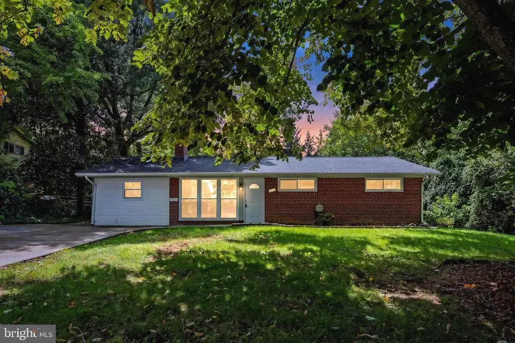 6216 Climbhill Rd, ALEXANDRIA