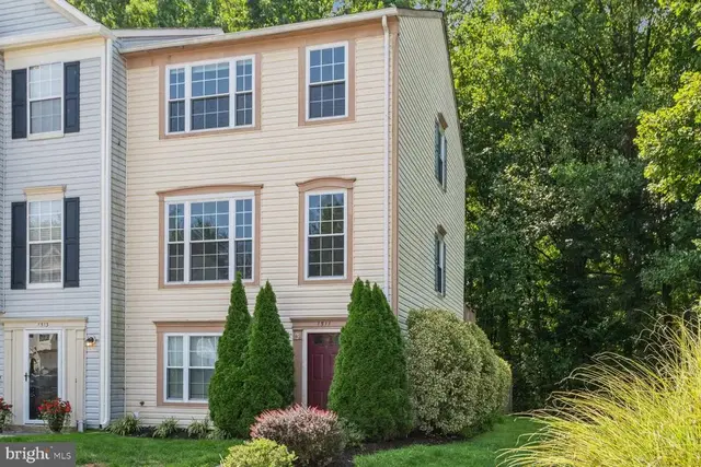 1511 Ashburnham Dr, Crofton
