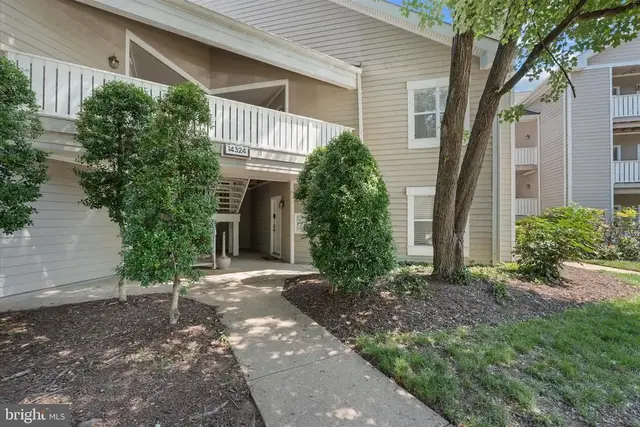 14324 Climbing Rose Way #201, Centreville