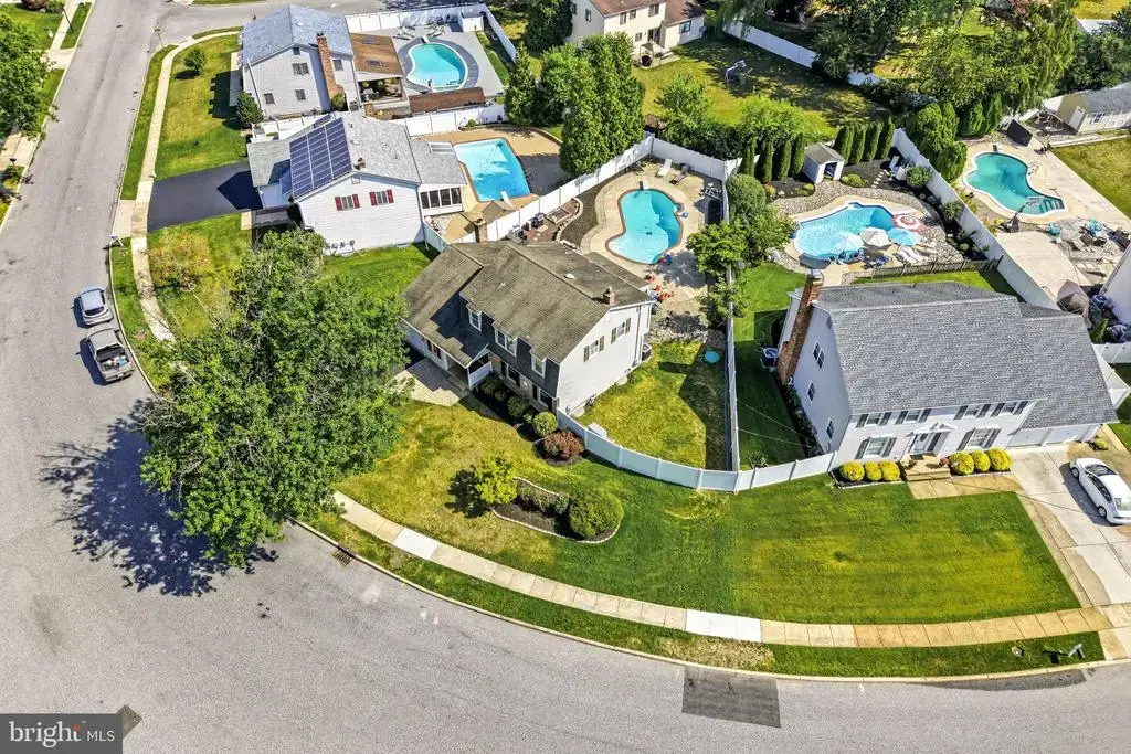 739 Wyngate, SOMERDALE