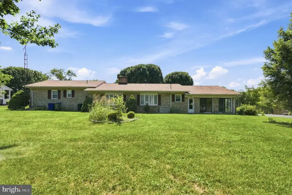 1439 Bedington Rd, MARTINSBURG
