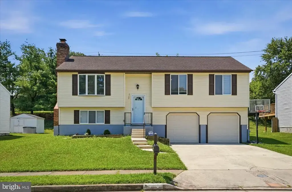 3709 Redberry, NOTTINGHAM