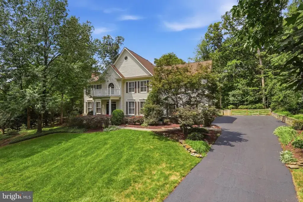 9704 Mill Run Dr, GREAT FALLS