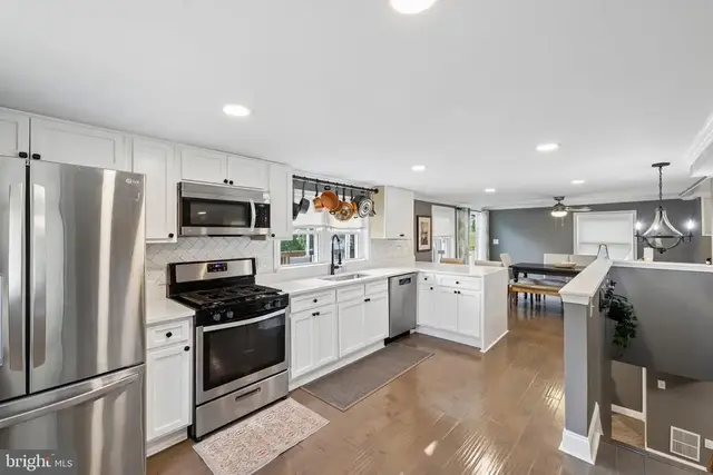 2624 Rocks Rd, Forest Hill