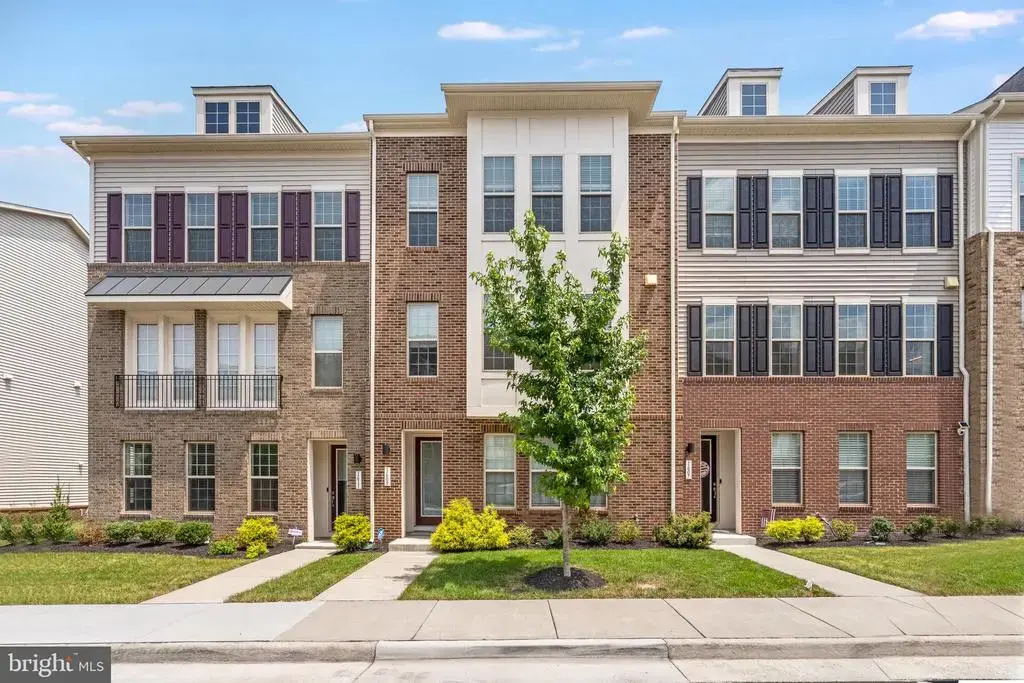 1609 Field Sparrow Ter Ne, LEESBURG