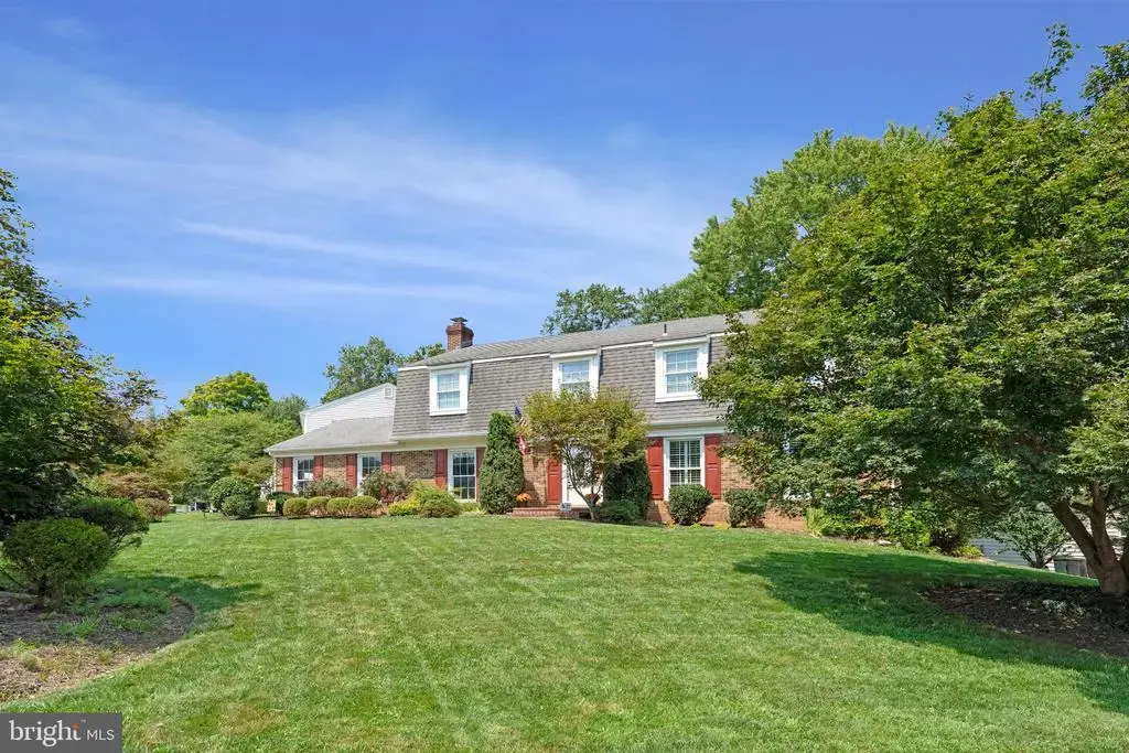 10704 Stanhope Pl, FAIRFAX