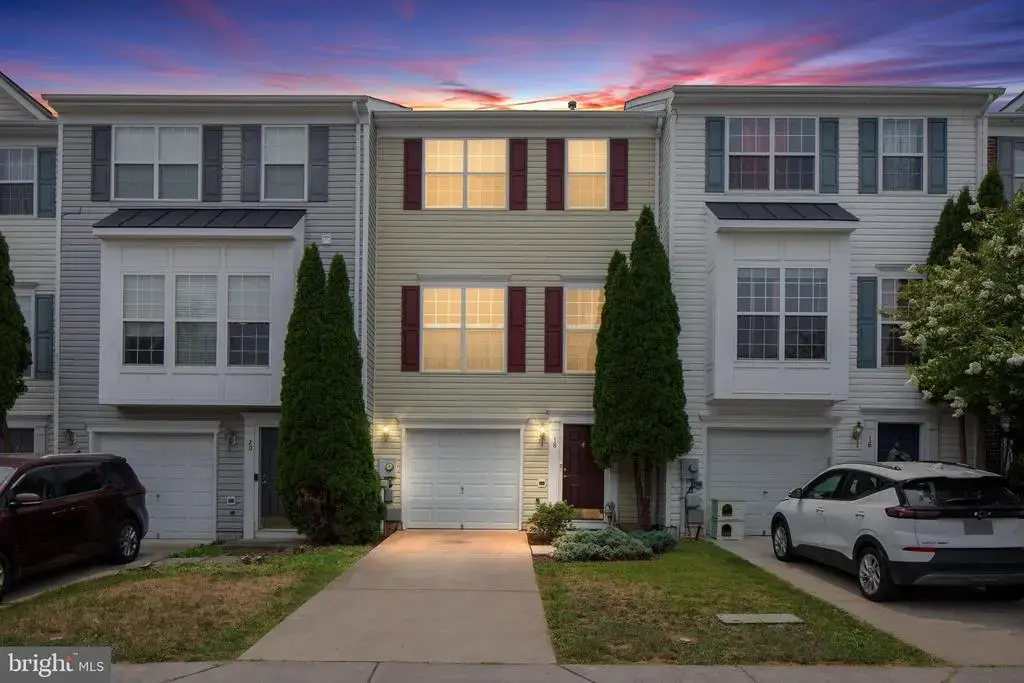 18 Barton Ct, INWOOD