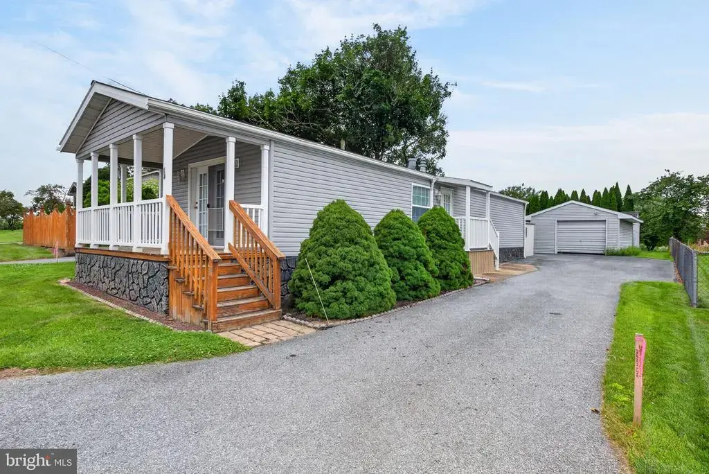 14 E Locust St, TALMAGE