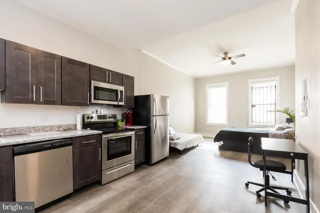 1202 N 7th St #1f, PHILADELPHIA