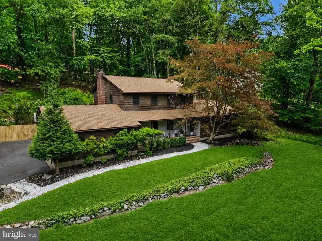 32 Cherryville Hollow Rd, FLEMINGTON