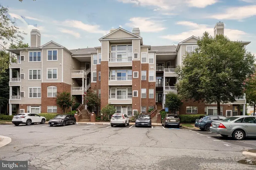 4200-c Mozart Brigade Ln #4200c, FAIRFAX