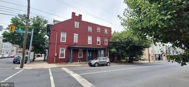 1001 Chestnut St, Lebanon