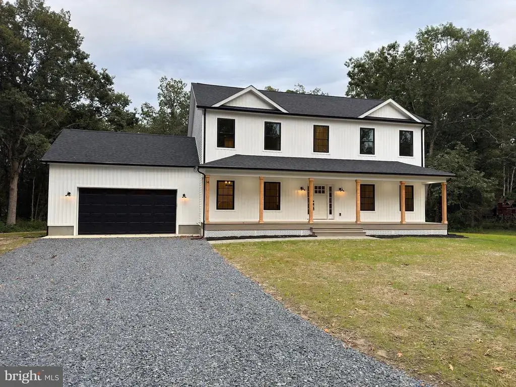3994 Route 563, CHATSWORTH