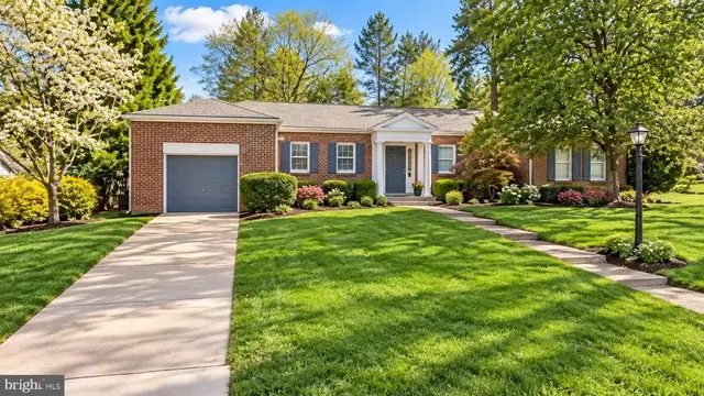 3808 Club Dr, Chevy Chase