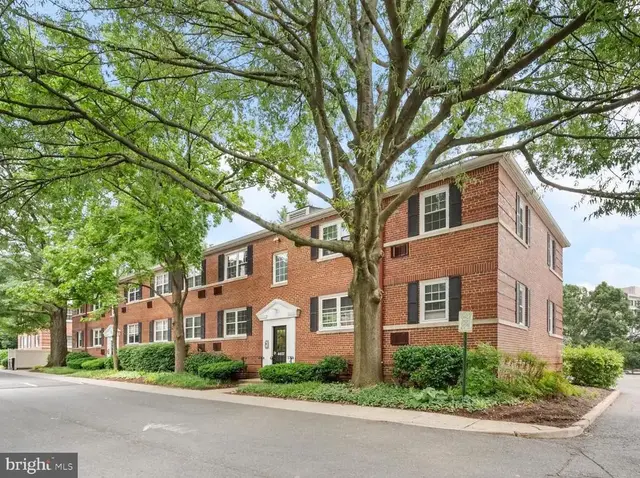 4402 N Pershing Dr #1, Arlington