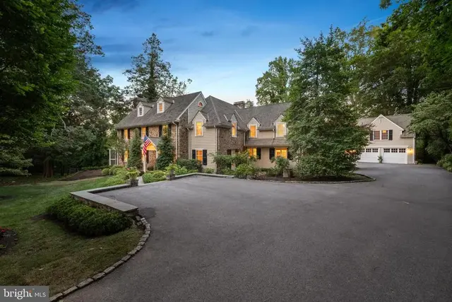 847 Lesley Rd, Villanova