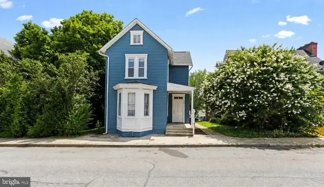 602 Guilford Ave, Hagerstown