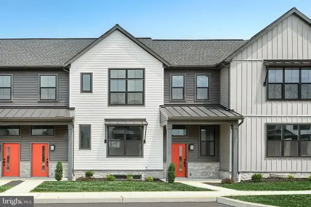 105 Madison Dr, Mechanicsburg