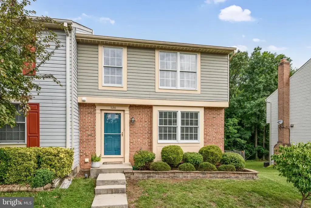1120 Floyd Pl, HERNDON