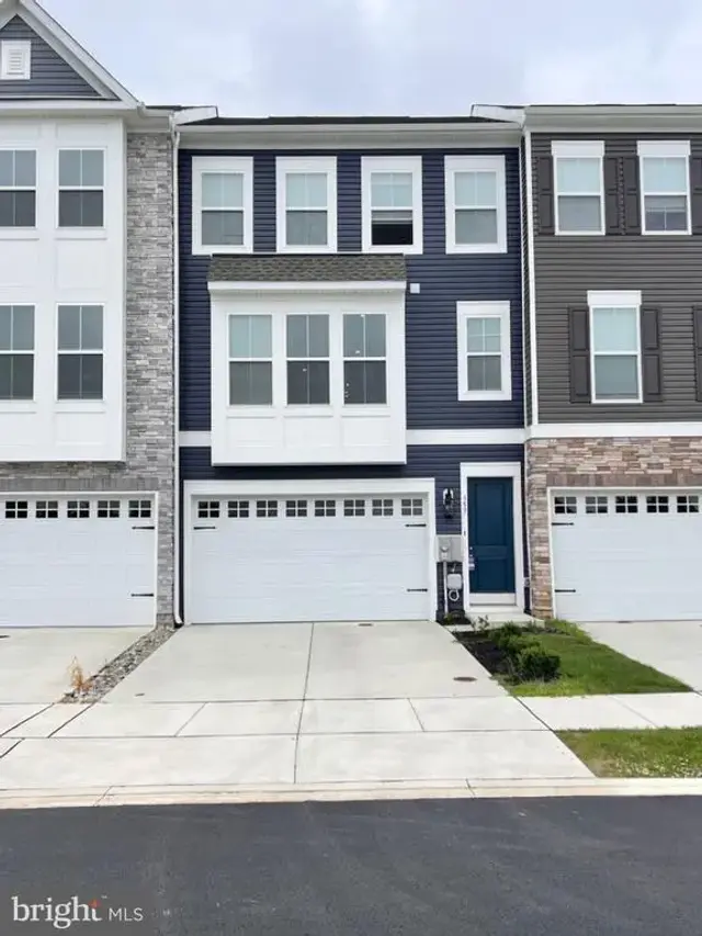 357 Andrew Ct, Middletown