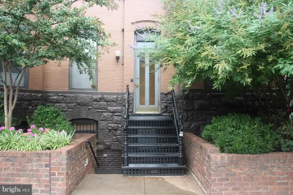 2307 Pennsylvania Ave Nw #104, WASHINGTON
