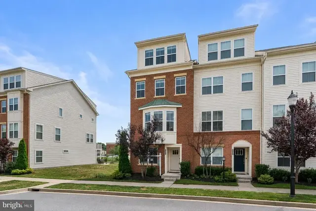 7024 Rackham Way, Hanover