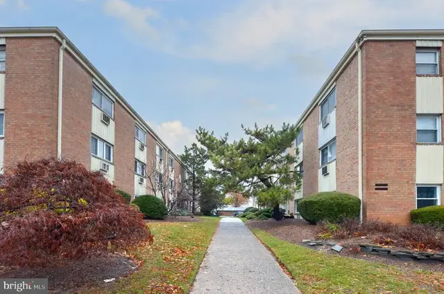 8115 W Chester Pike ##b-5e, Upper Darby