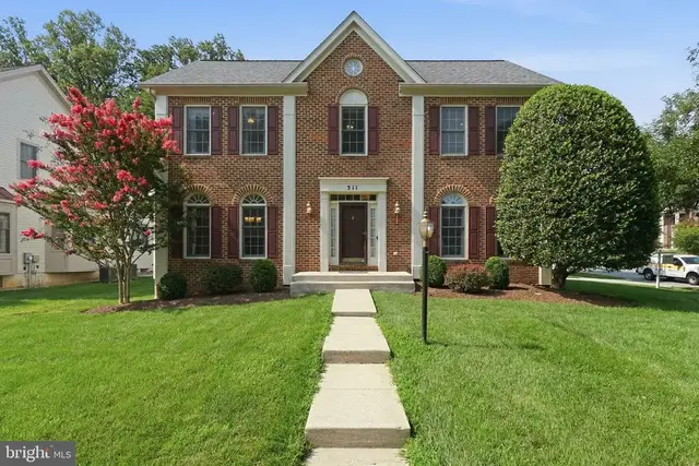 311 Flannery Ln, Silver Spring