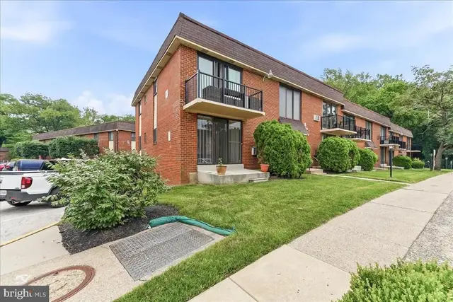 100 E Glenolden Ave Ave #d-9, Glenolden