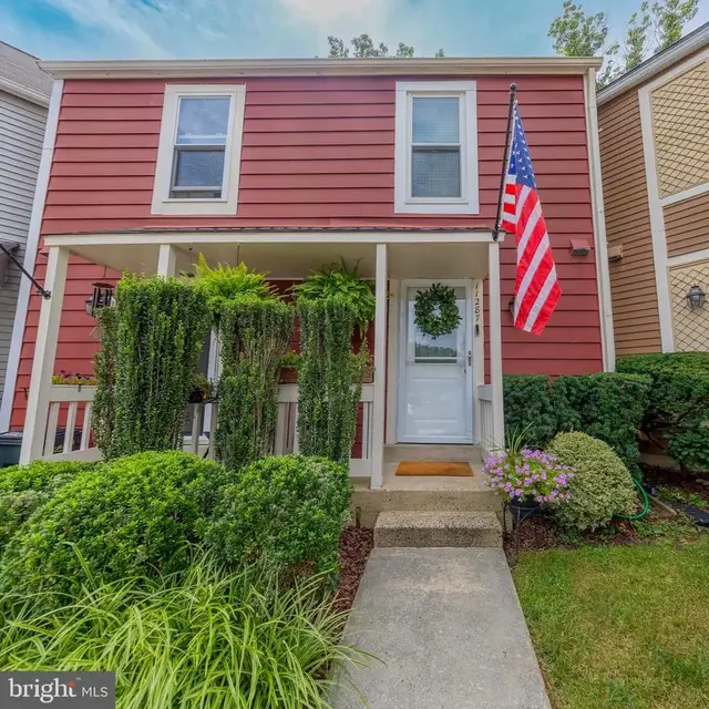 11287 Silentwood Ln, Reston