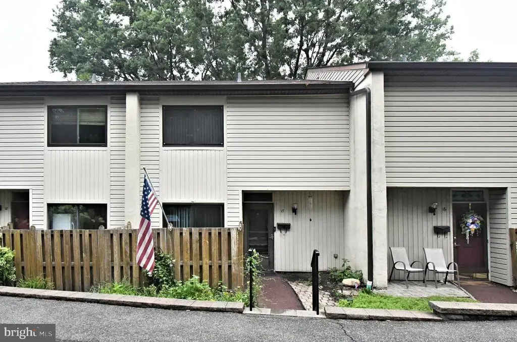 17 Centennial Rd, TELFORD
