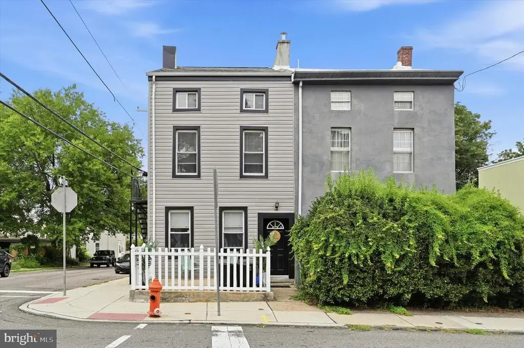 400 Green Ln #2, PHILADELPHIA
