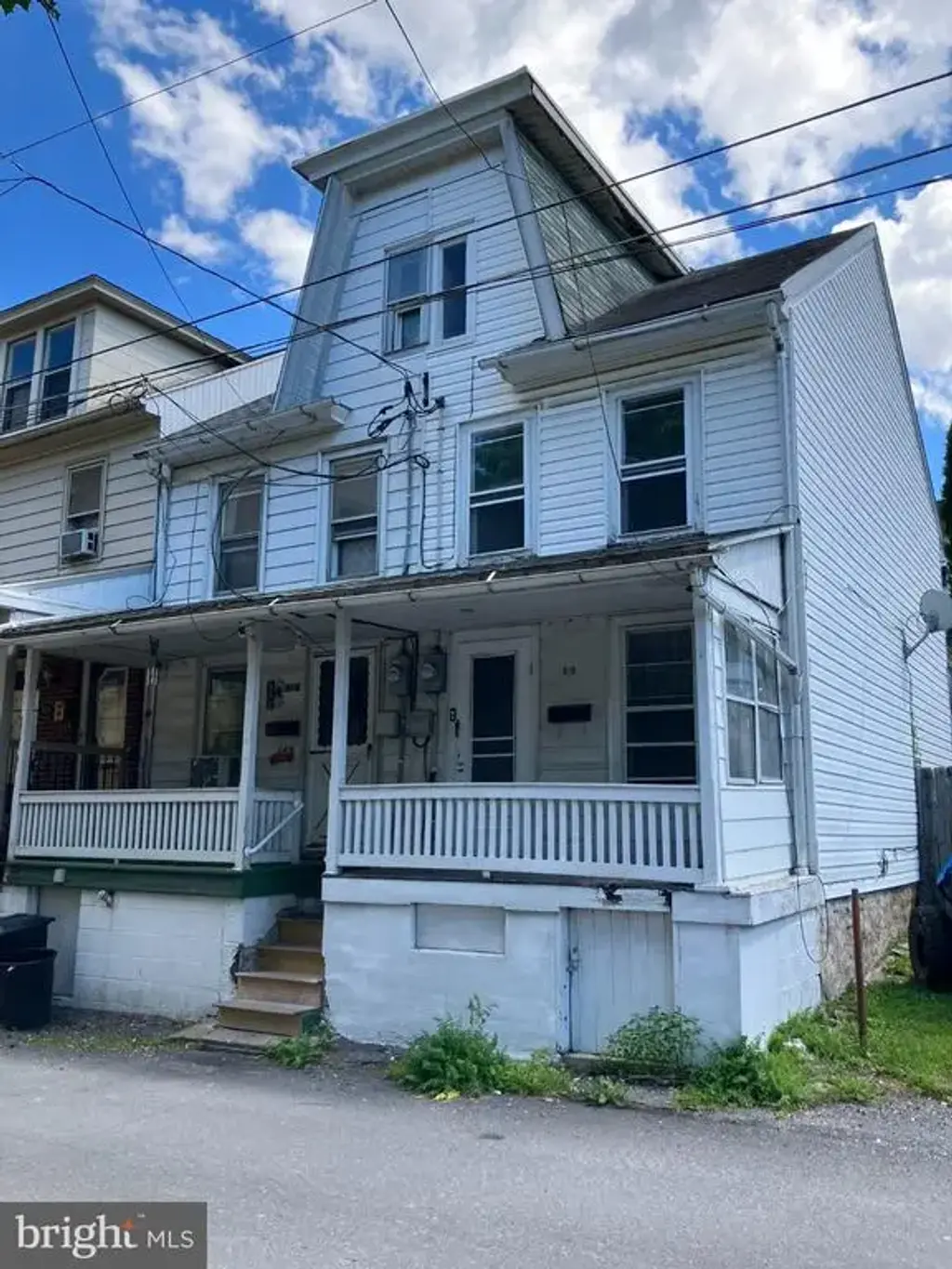 918 W Wood St, COAL TOWNSHIP