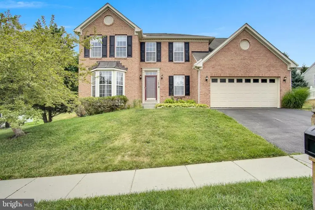 7485 Seneca Ridge Dr, YORK