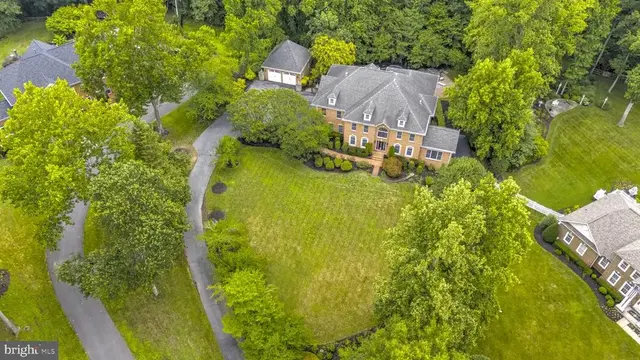 3404 Burgh Ln, Edgewater