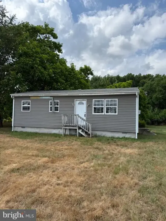 4293 Willow Grove Rd, Camden Wyoming