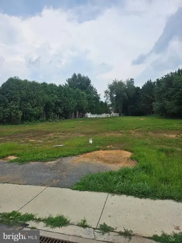 2103 Fisher Rd, Mechanicsburg