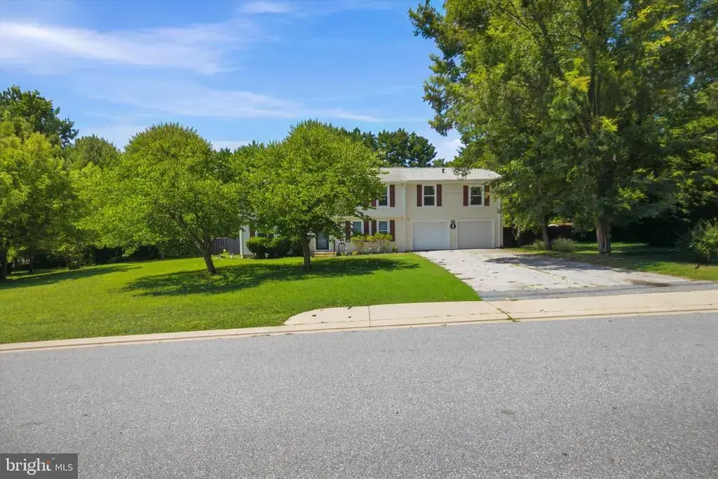 8 Sunnyking Dr, REISTERSTOWN